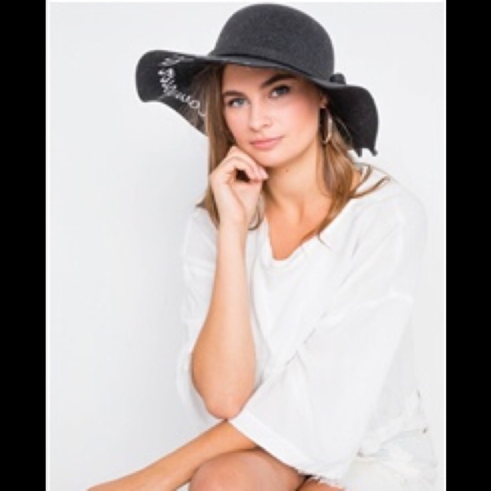 Follow Your Dreams Graphic Wide Brim Hat